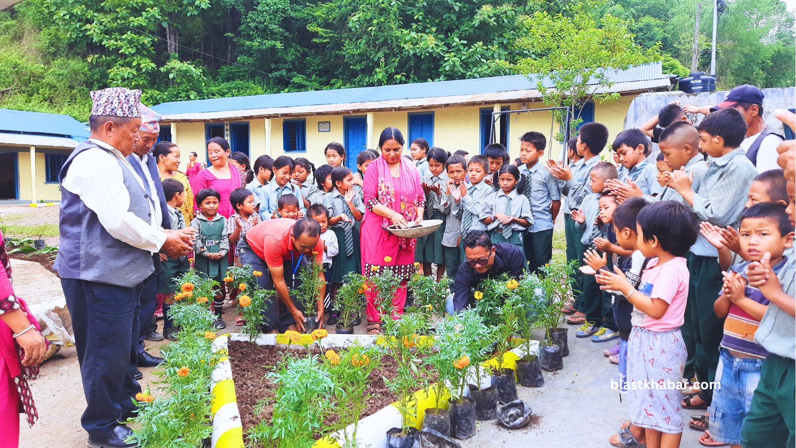 Shiksha-jyoti-aadharbhut-bidyalaya-dharan-4-basantatar-blastkhabar (3)