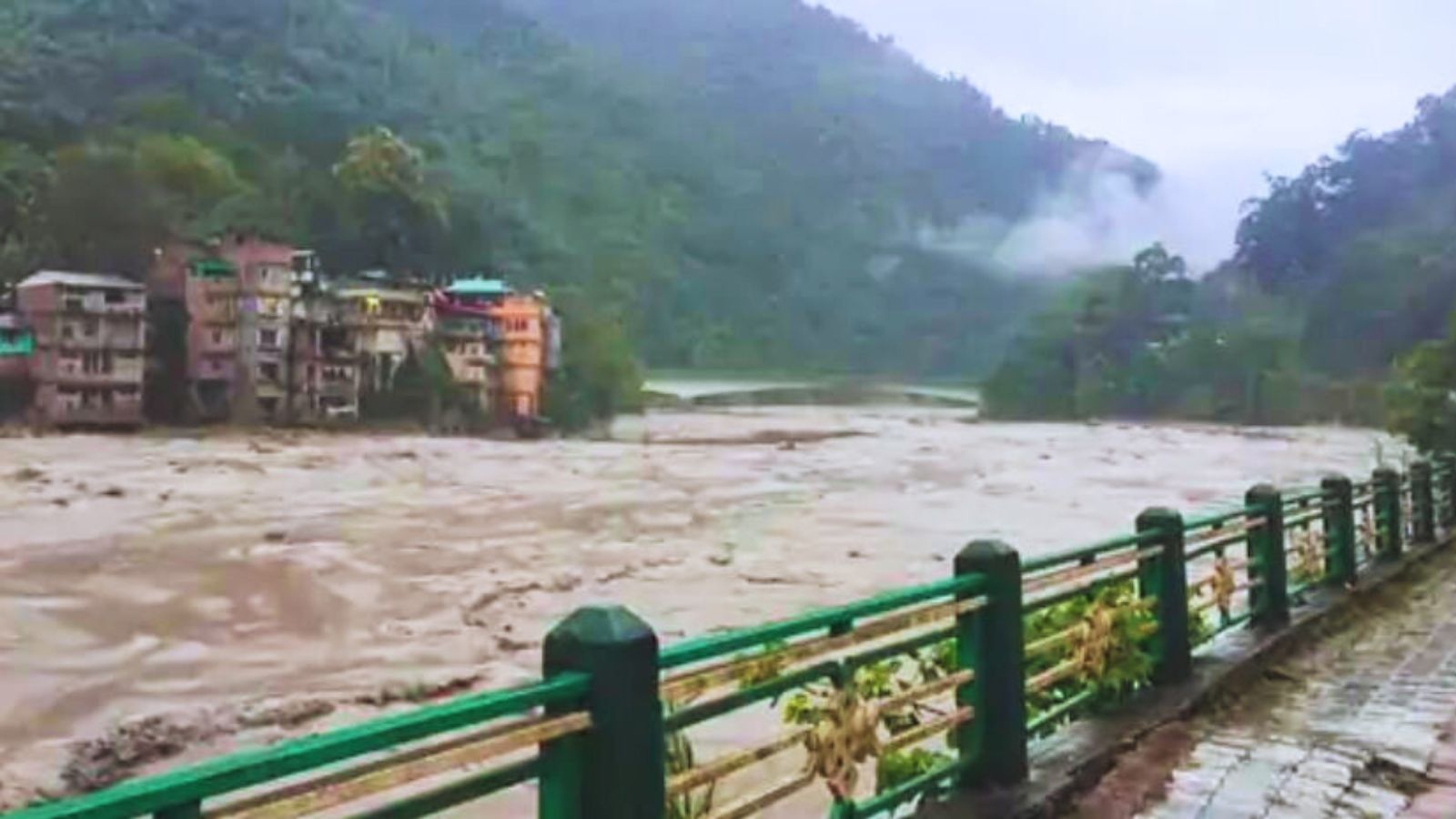 Sikkim Flood (1)
