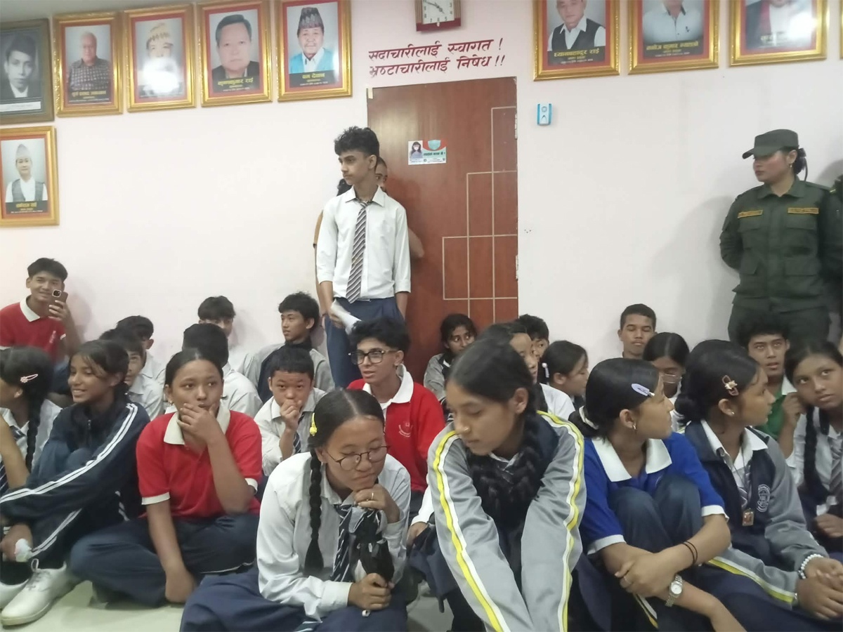 धरानको शिक्षामा विकृतिः शिक्षक नियुक्ति गर्न भनी गरिएको नगरको पत्राचार नीतिविपरीत