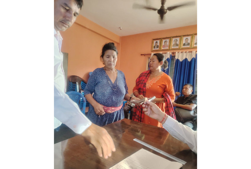 डुङ्गा दुर्घटनाका मृतकका परिवारलाई किरिया खर्च